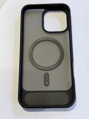 TORRAS MagSafe-Compatible iPhone 16 Pro Max Case in Black/Smoke Black